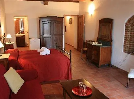 Guest house Casa Aurora 3*